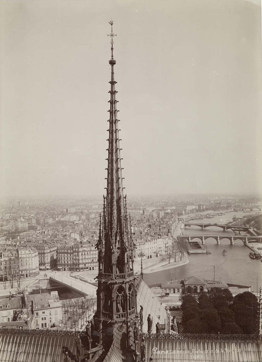 Photographie de la flèche - cathédrale Notre-Dame de Paris - Mieusement 1892